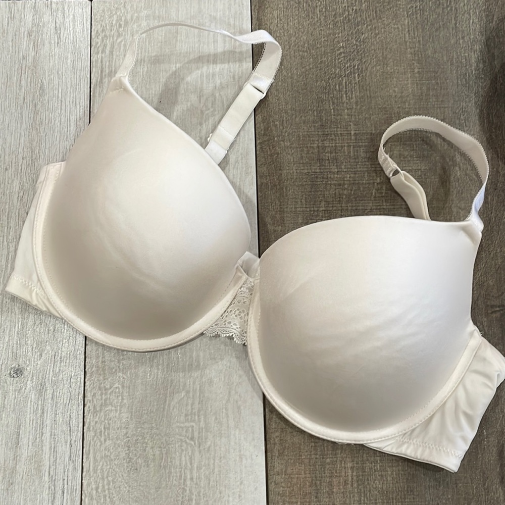 AUDEN Women’s Bra Size 38DD